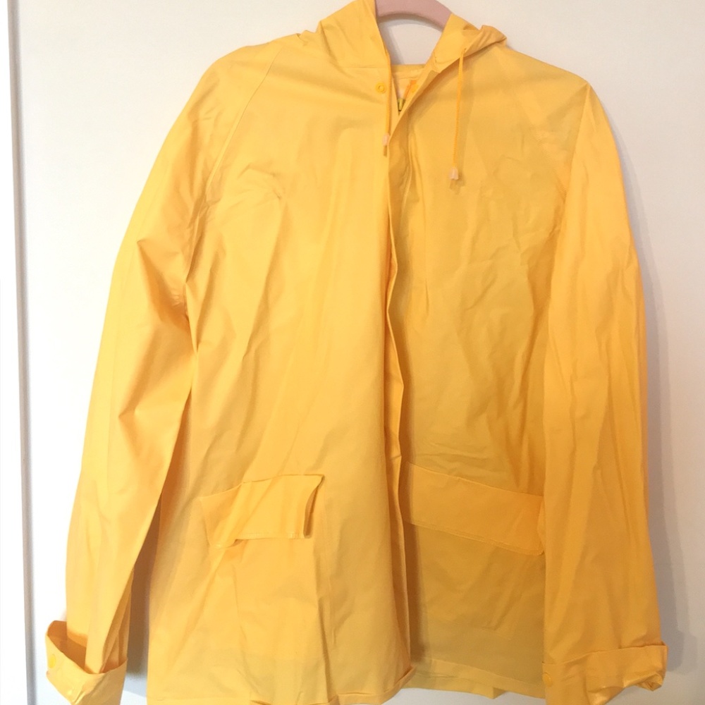 Yellow Oversized Raincoat 🌻